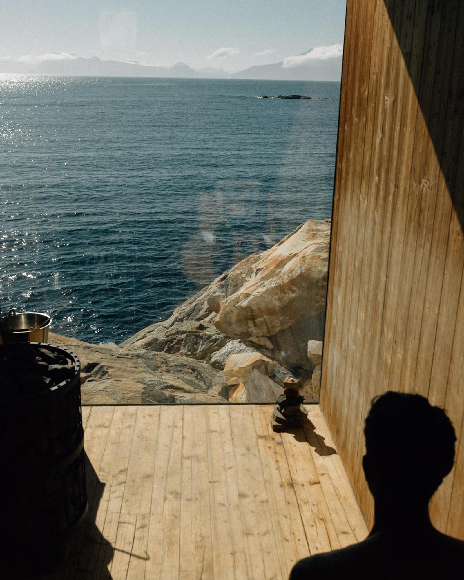 Trevarefabrikken Henningsvær Exterior foto